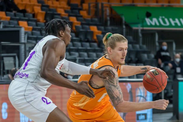 休赛期的训 休赛期的训